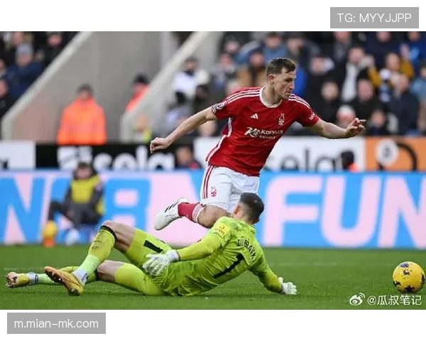 诺丁汉森林2-1逆转西汉姆联，怀特点射绝杀